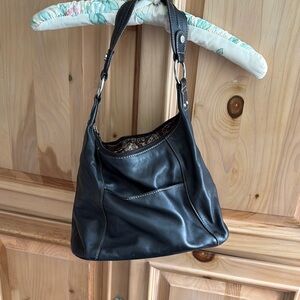Elegant Black Leather Shoulder Bag